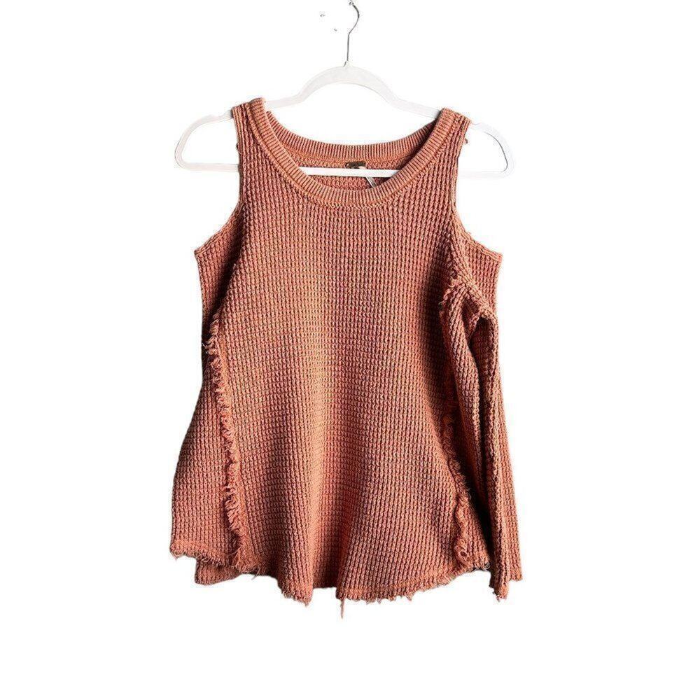 Free People Sunrise Cold Shoulder Sweater Women's S Coral Raw Hem Oversized - Picture 2 of 9